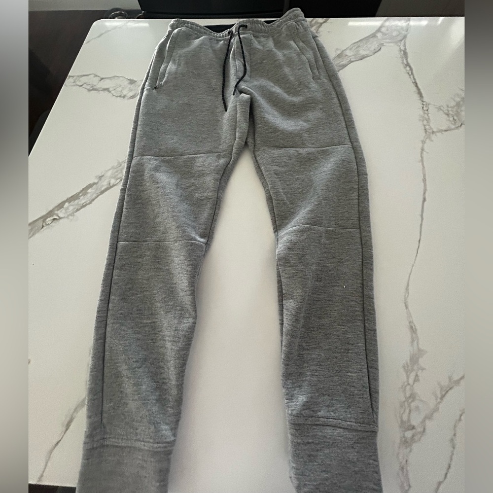Men’s sweatpants, size small, gray